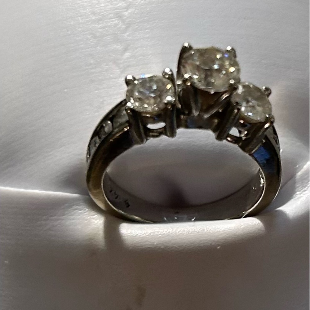 3 Stone Diamond Ring 2.06 karats